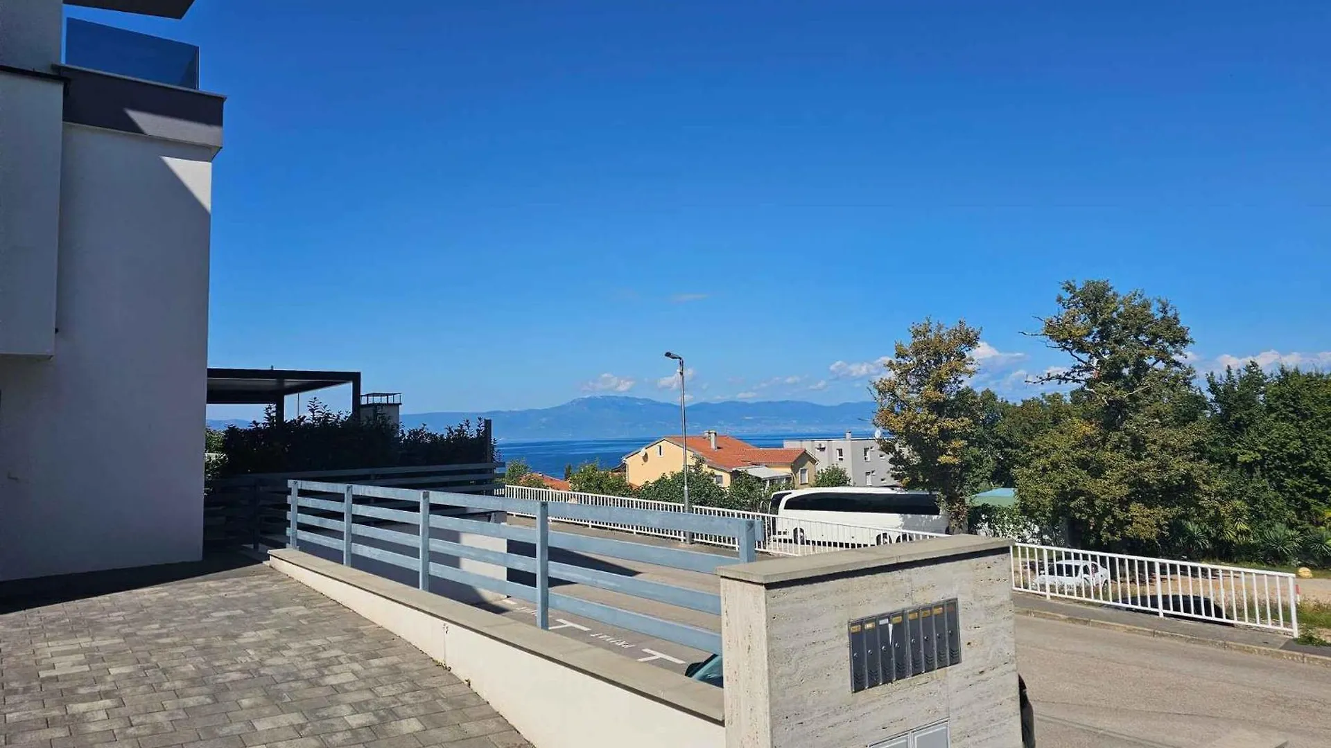 Apartment In Njivice - Insel Krk 53775